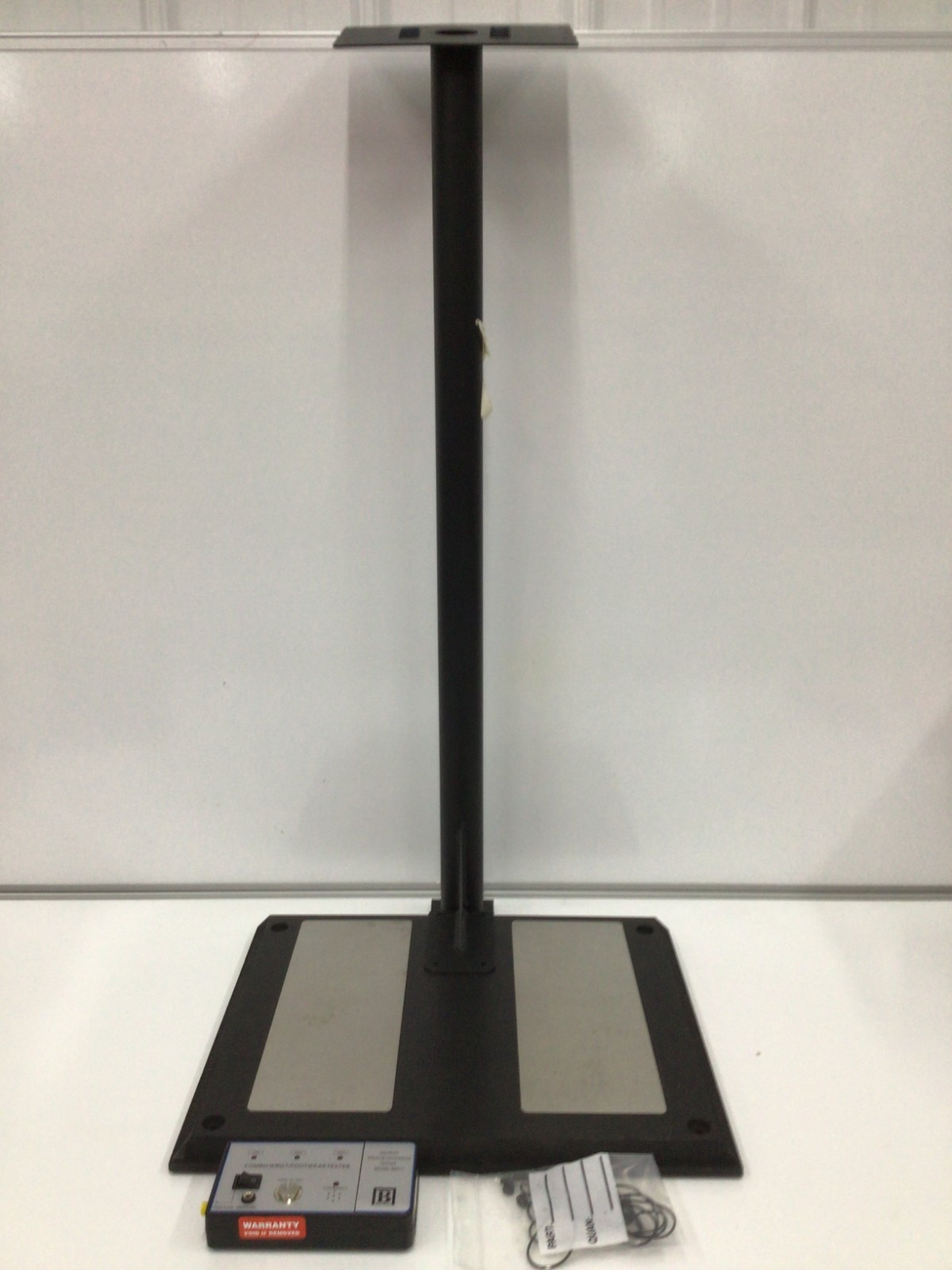 BOTRON - Deluxe Dual Wrist Strap and Footwear Tester