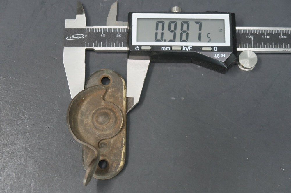 Vintage Window Latch Sash Lock With Lifter (V)