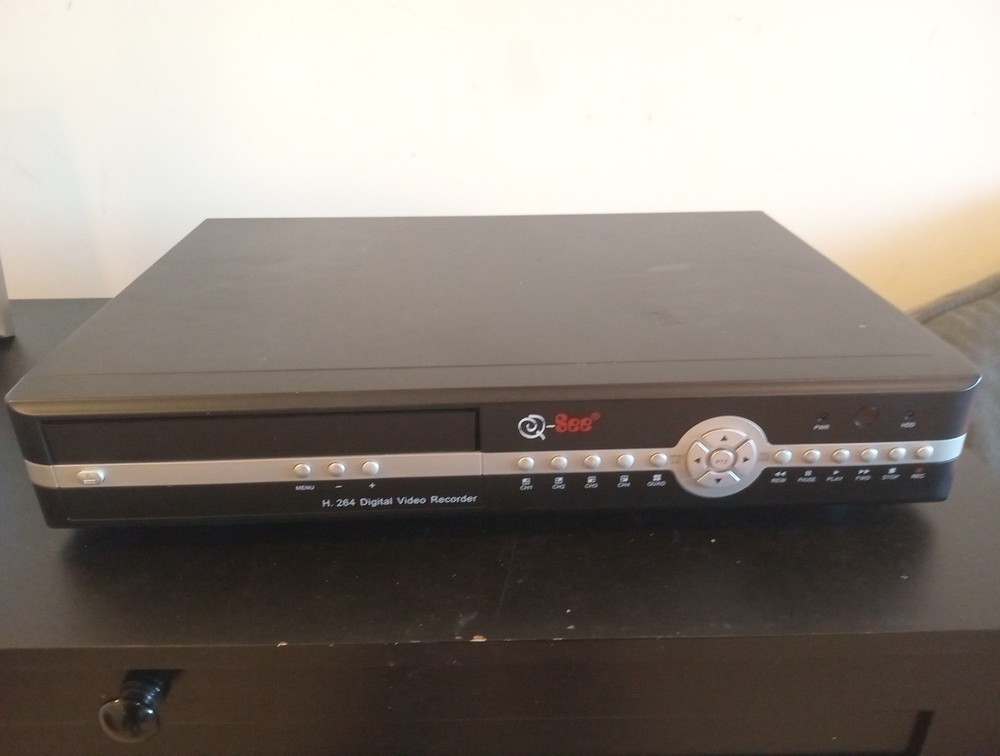 Q-See QSDR74RTS 4Ch H264 Network DVR Unit