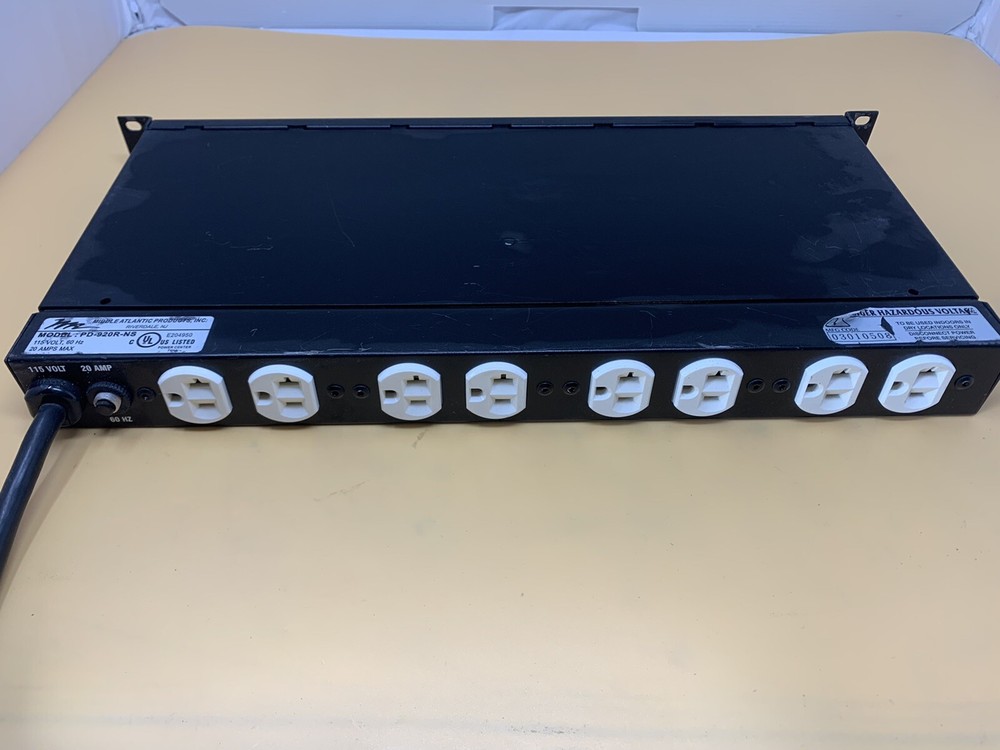 Middle Atlantic Products PD-920R-NS Surge Protector