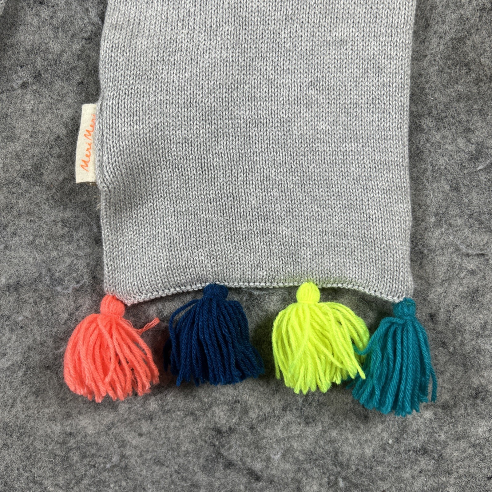 NWT Meri Meri Organic Cotton Scarf Gray Lama Bright Tassels Kids 3+ Fun Cozy
