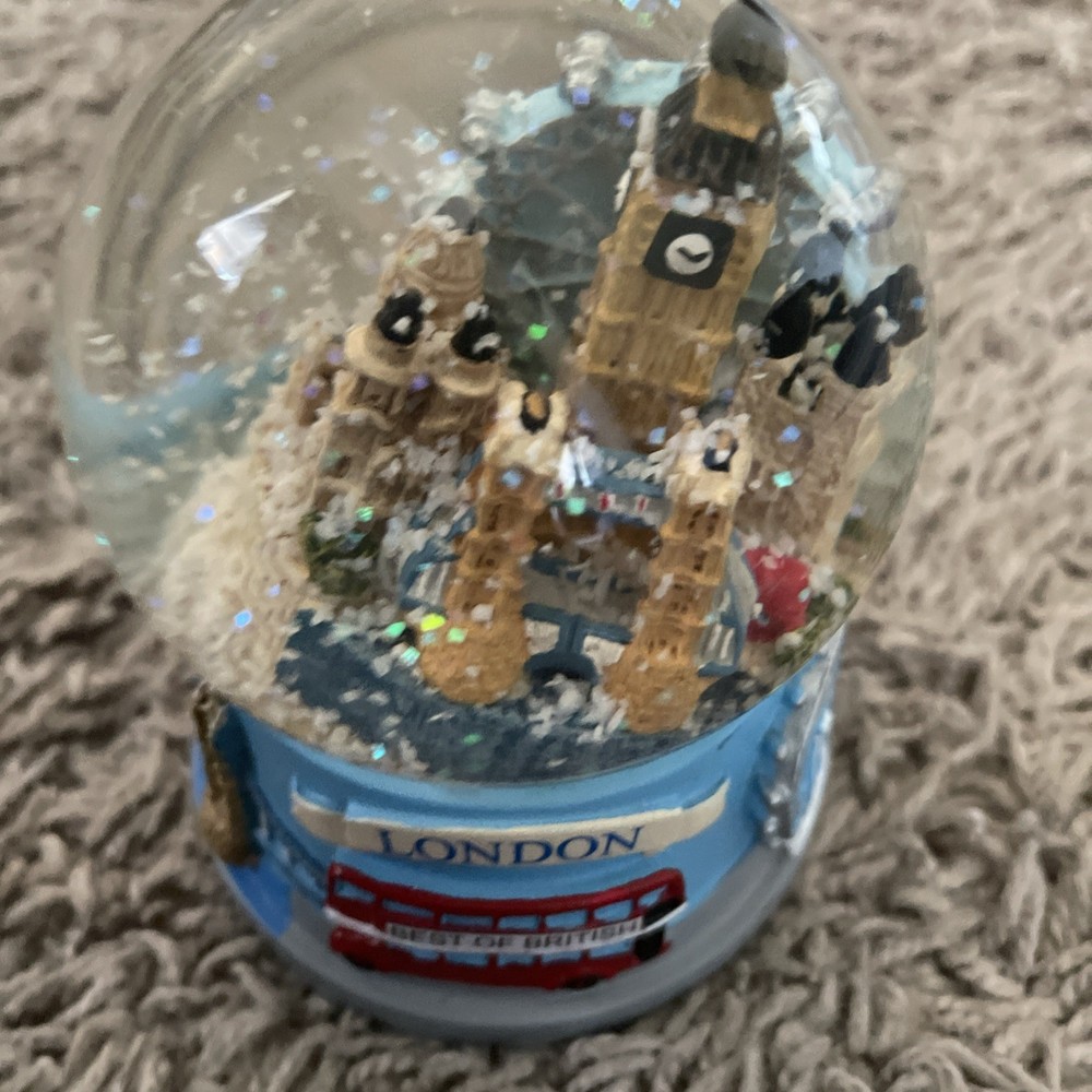 london snow globe Big Ben