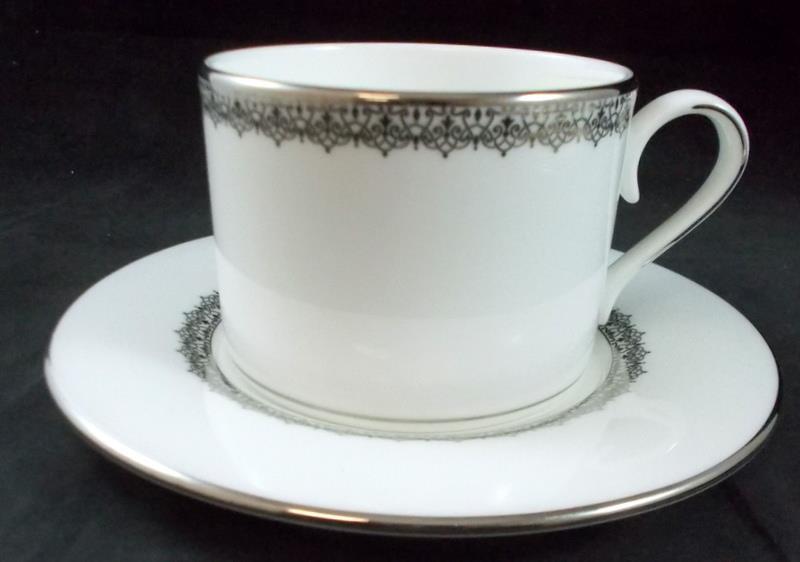 Lenox Lace Couture 5 Piece Place Setting