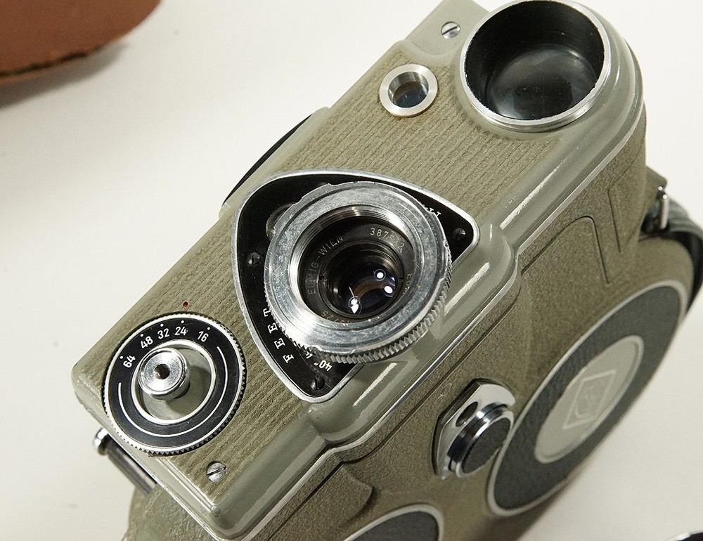 EUMIG C16, FIXED LENS VERSION, WITH 25/1.9 EUMIGAR (HAS ISSUES/READ)/219502