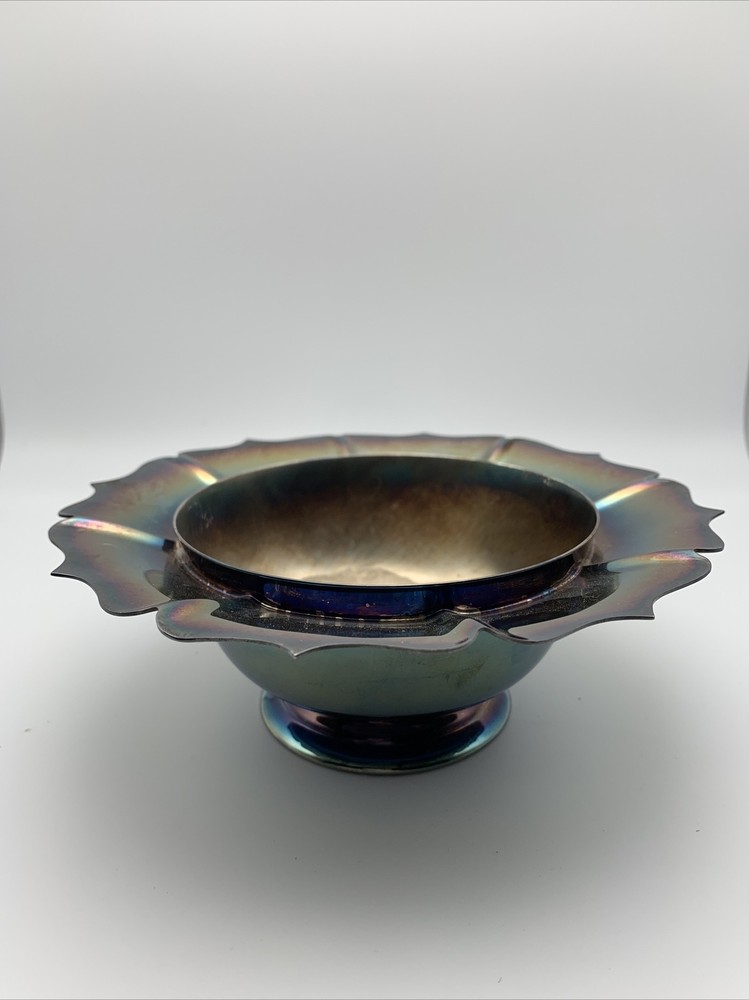 Vintage LUNT Silverplate Footed Dish Bowl 7” Wide And 2.5” Tall