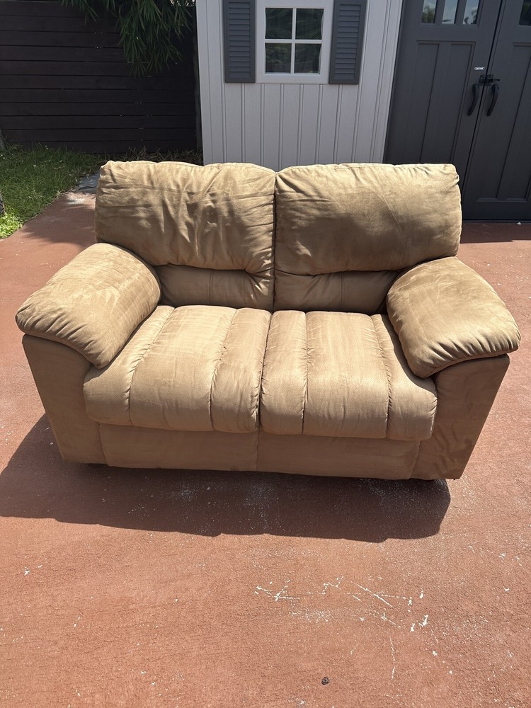 couches sofas