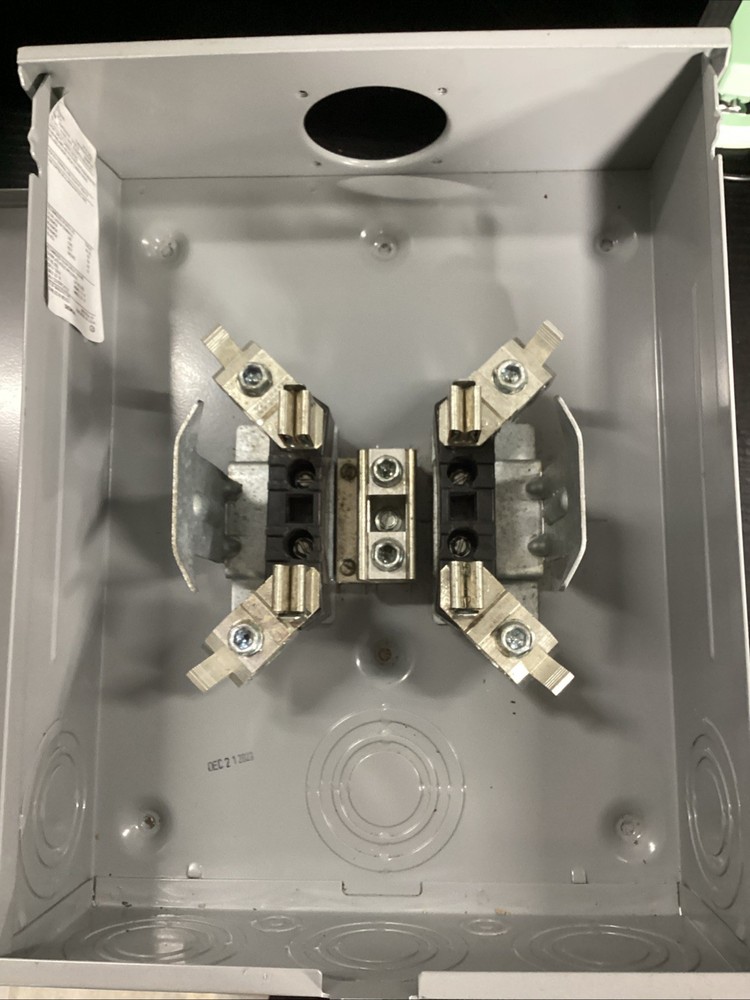 Talon UAT417-OPQG Meter Socket New