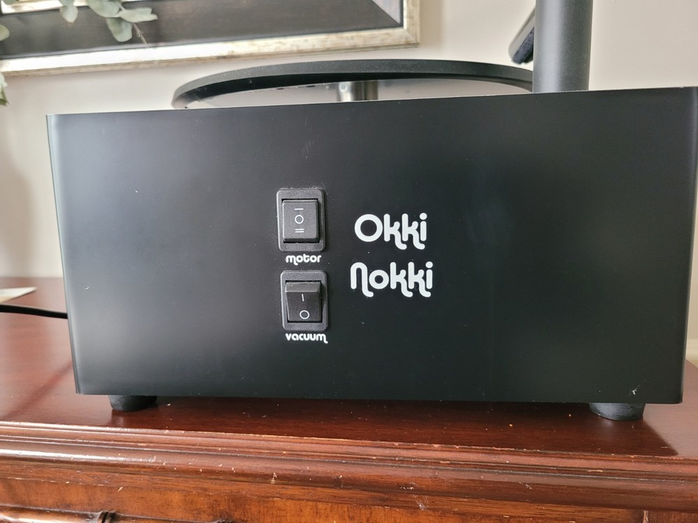 Oki nokki Record Cleaning Machine.