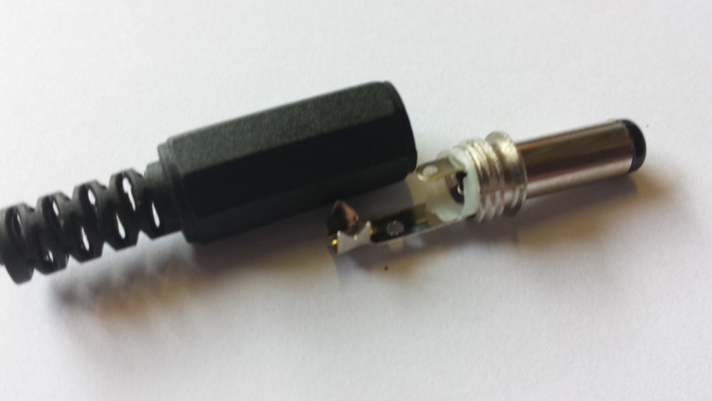 4 sets power supply plug power plug + socket low voltage 2.1 or 2.5/5.5mm