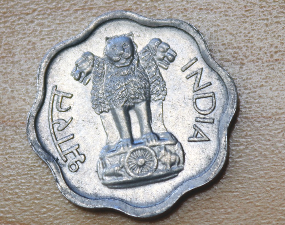 1966 India 2 Paise Calcutta Mint