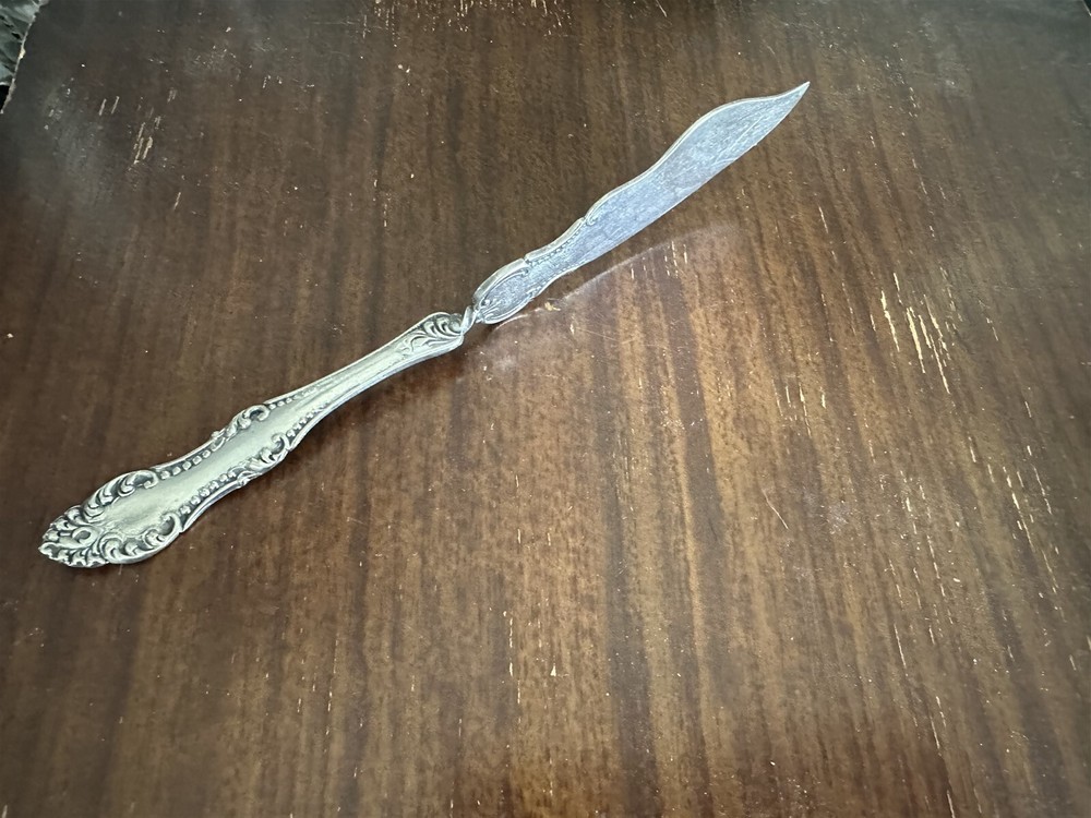 Rogers Flat Twisted Handle Master Butter Knife Carlton Pattern 1898