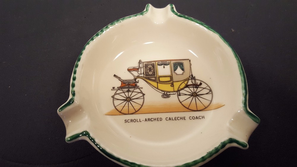Vintage Ashtray Scroll-Arched Caleche Coach