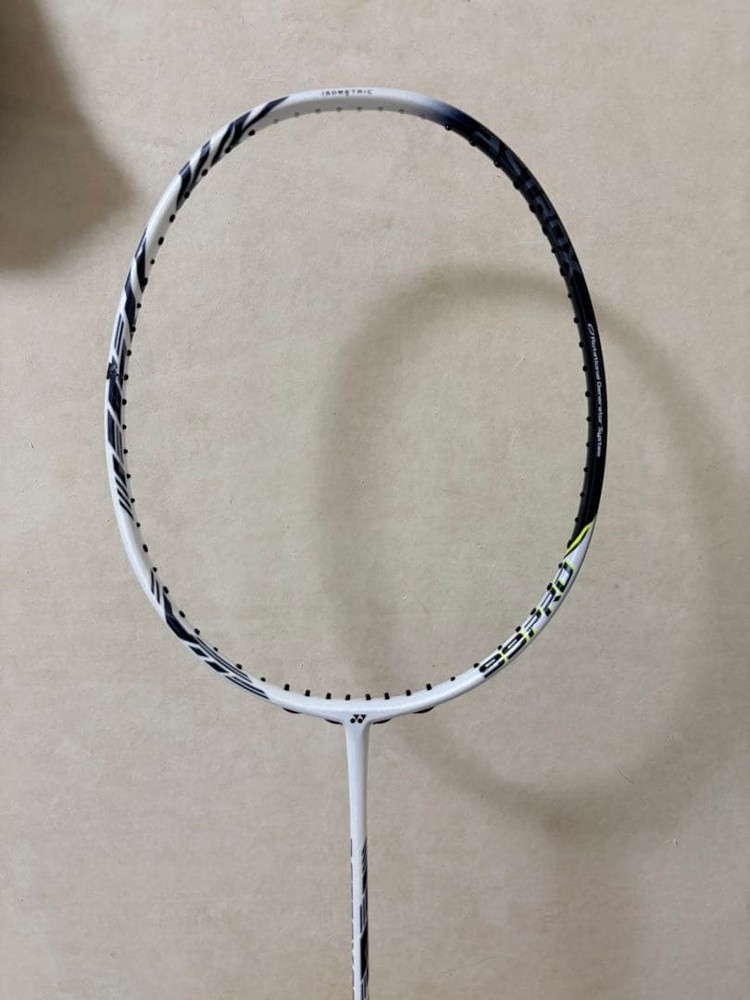 ASTROX 99 Pro Badminton Racket 4U5