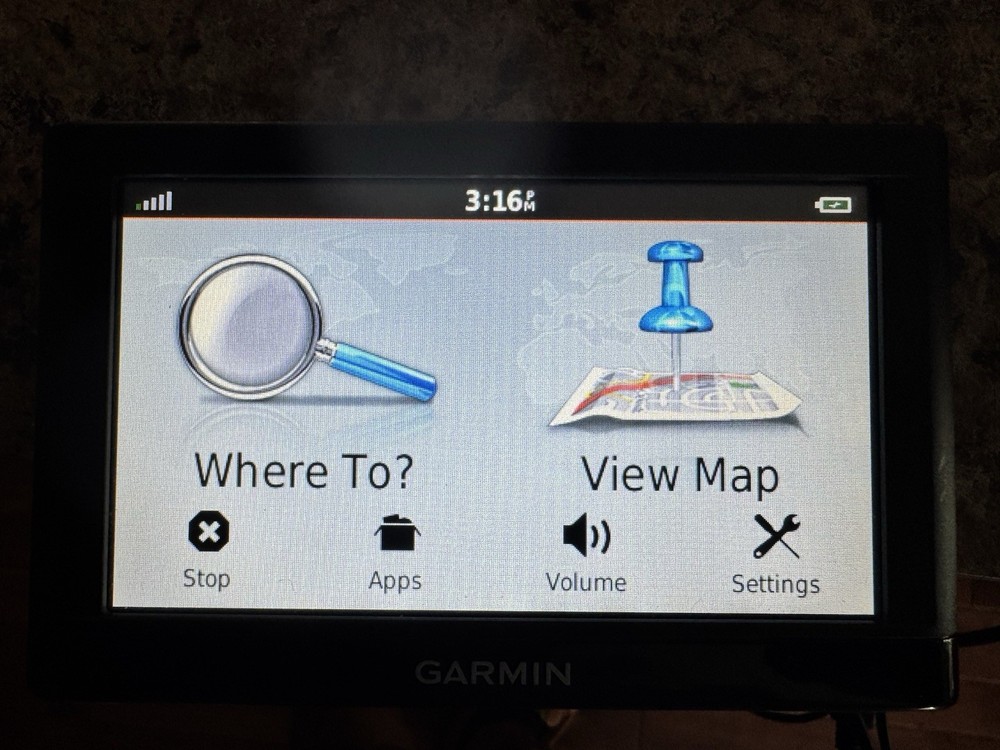 Garmin Nuvi 55 GPS Navigator System Color Bundle