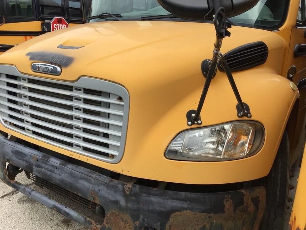 For 2007 FREIGHTLINER M2 106 HOOD ,  OH