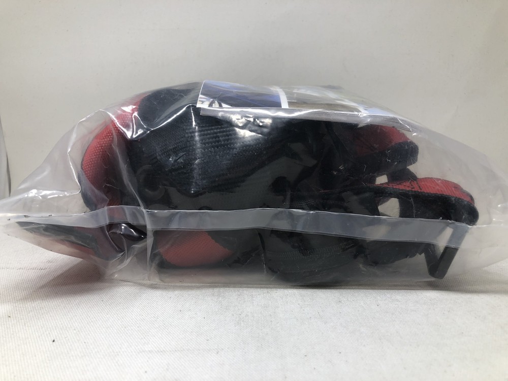 FallTech Tradesman Pro Small/Medium 1D Standard Non-Belted Harness - Red/Black
