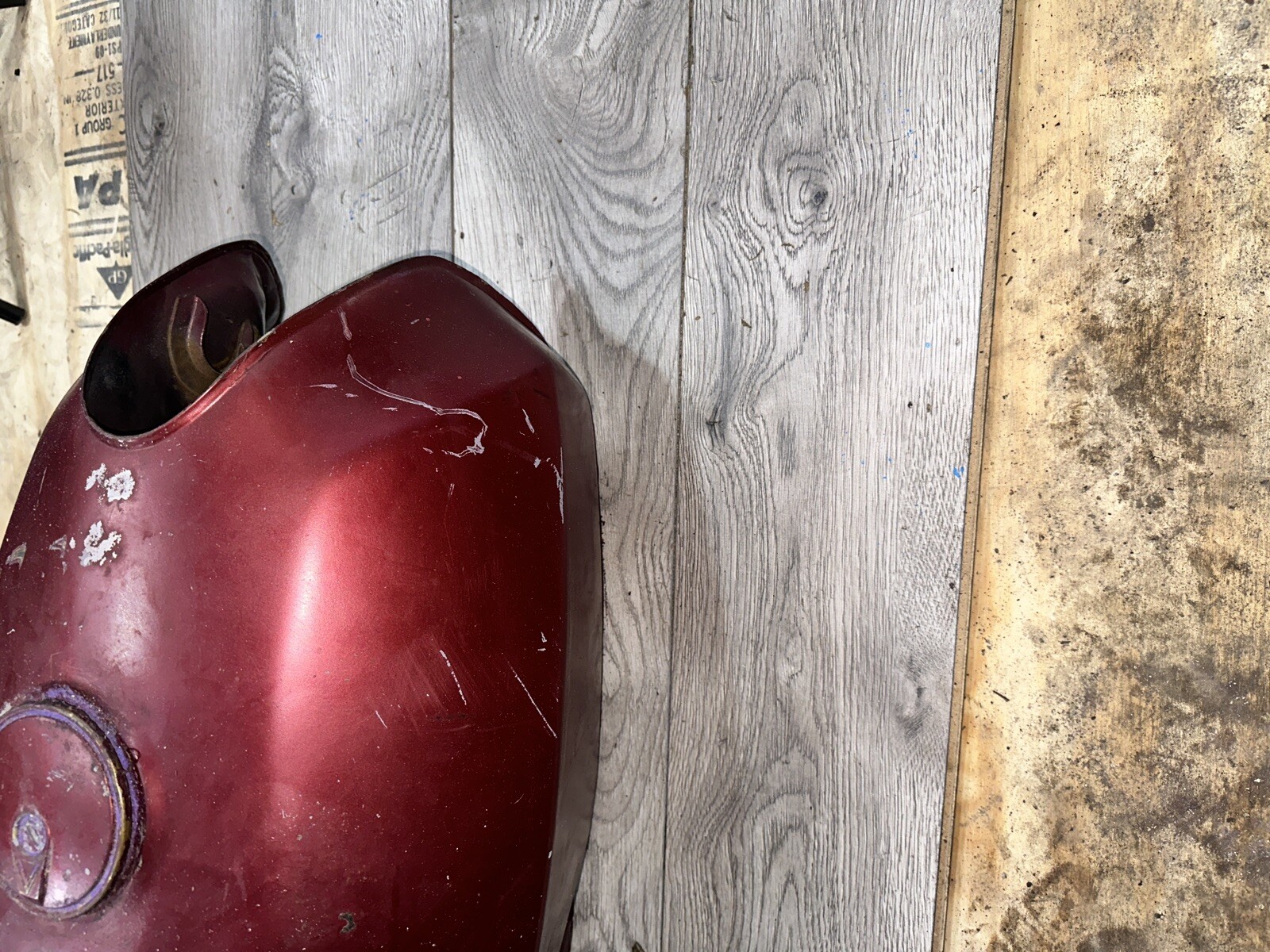 1983 Suzuki GS750E OEM GAS TANK