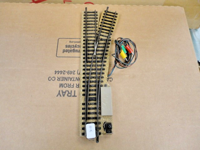 Marklin Ho Model Track 3900  MW Right hand switch set #5  nice!