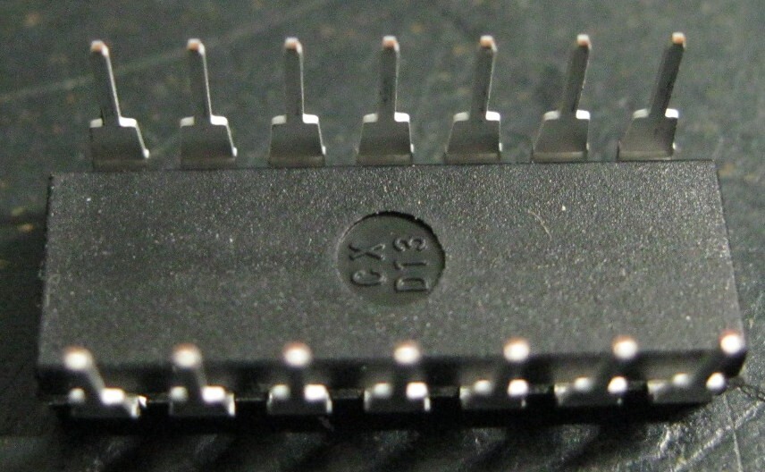 CD4013BCN Integrated Circuit