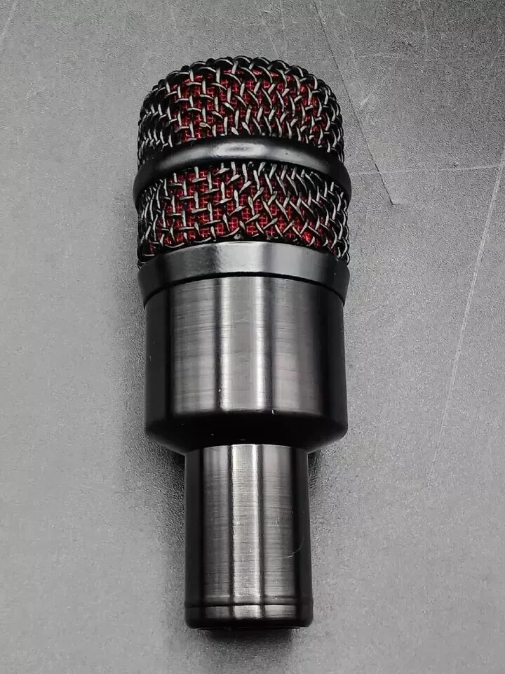 Audix D4 Hypercardioid Dynamic Instrument Microphone