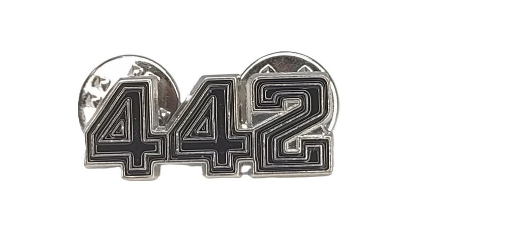 442 Engine 1-inch Lapel Pin P05313