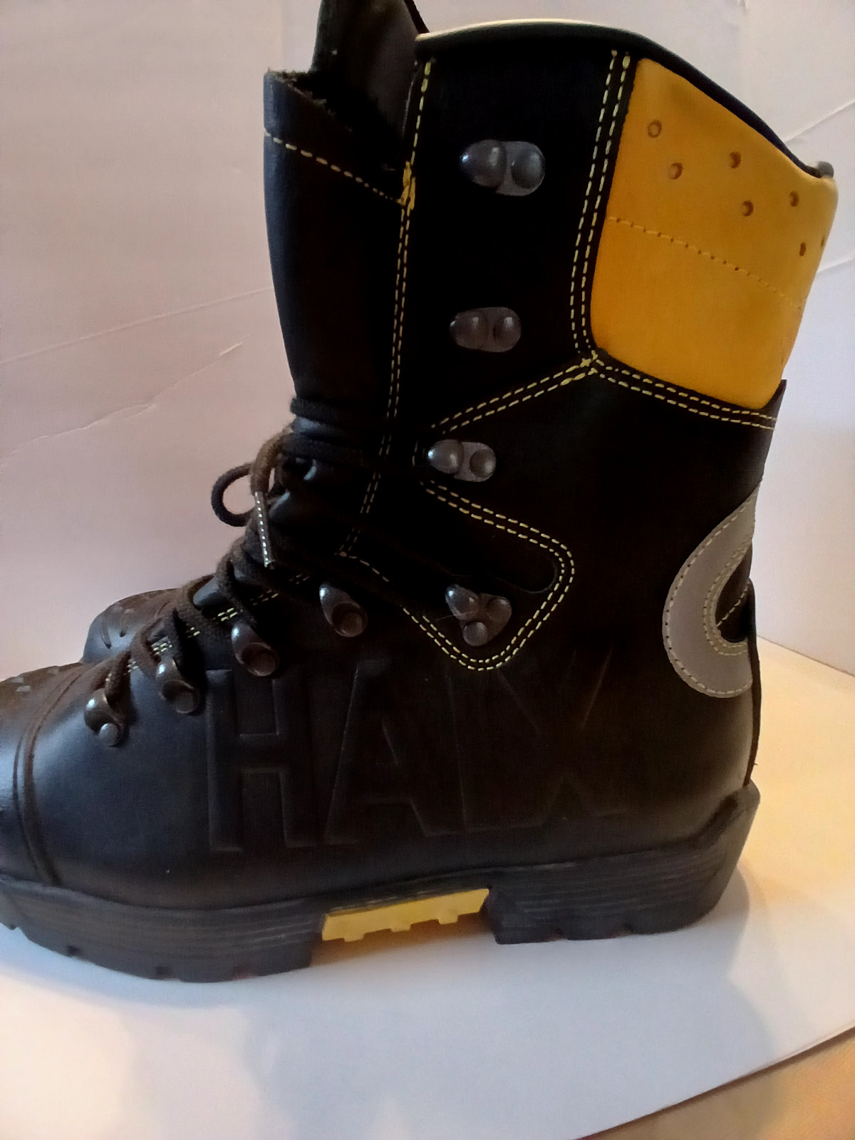 Women's size 9 HAIX Fire Hiker Boots