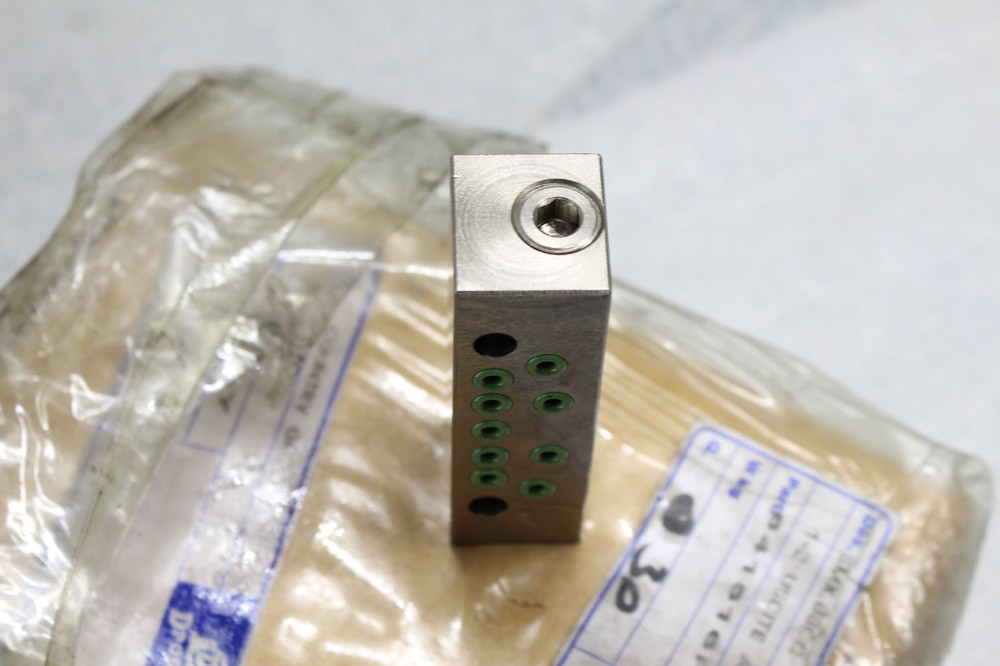 DropsA SMX-08 .08 CC Modular Distributor Divider Block Valve Metering Element