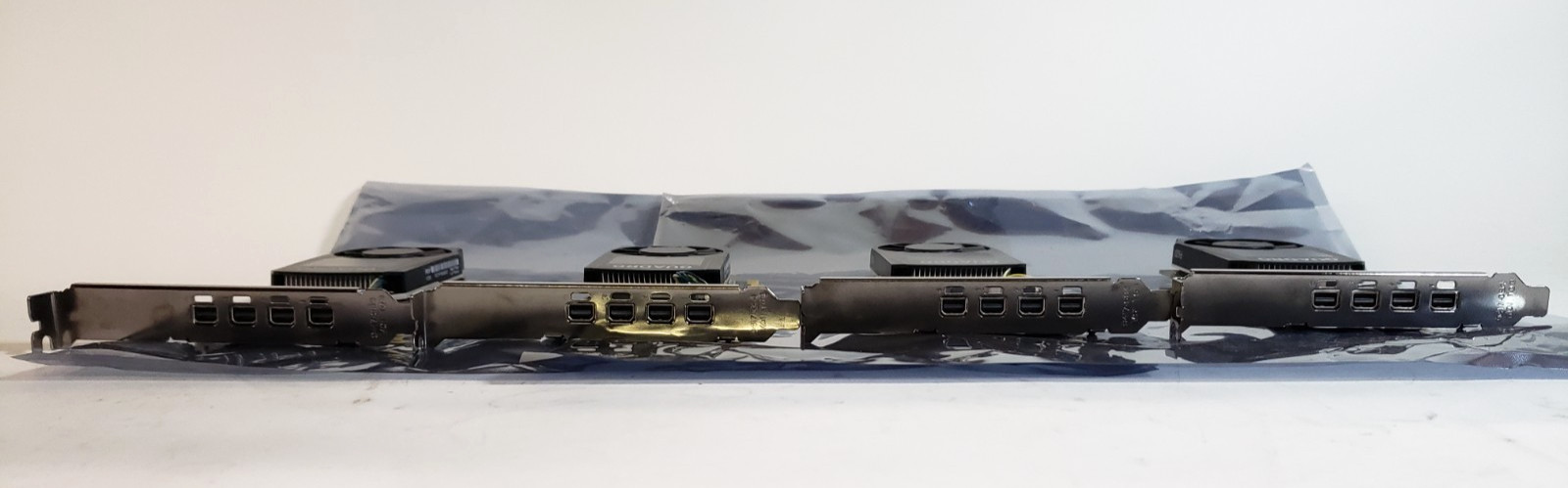 Lot of 4 NVIDIA Quadro P620 2GB GDDR5 4x Mini DP Graphics Cards