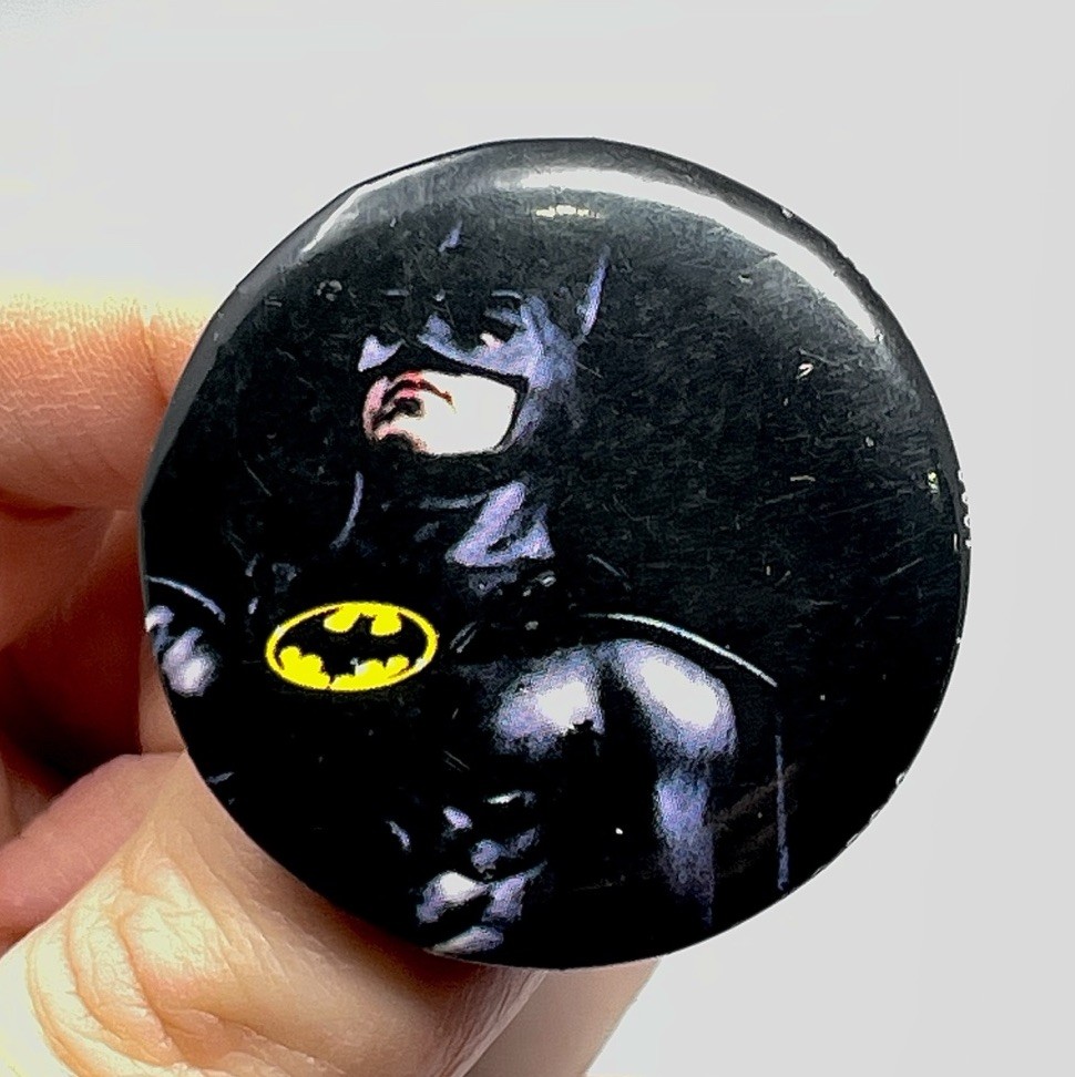 Vintage 1989 DC Comics Batman Pinback Button
