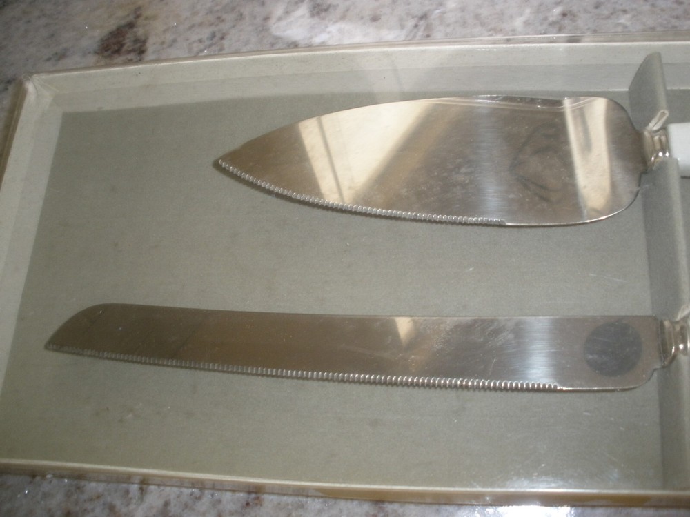 50th Anniversary Cake Knife & Server EUC in Box (SU62)