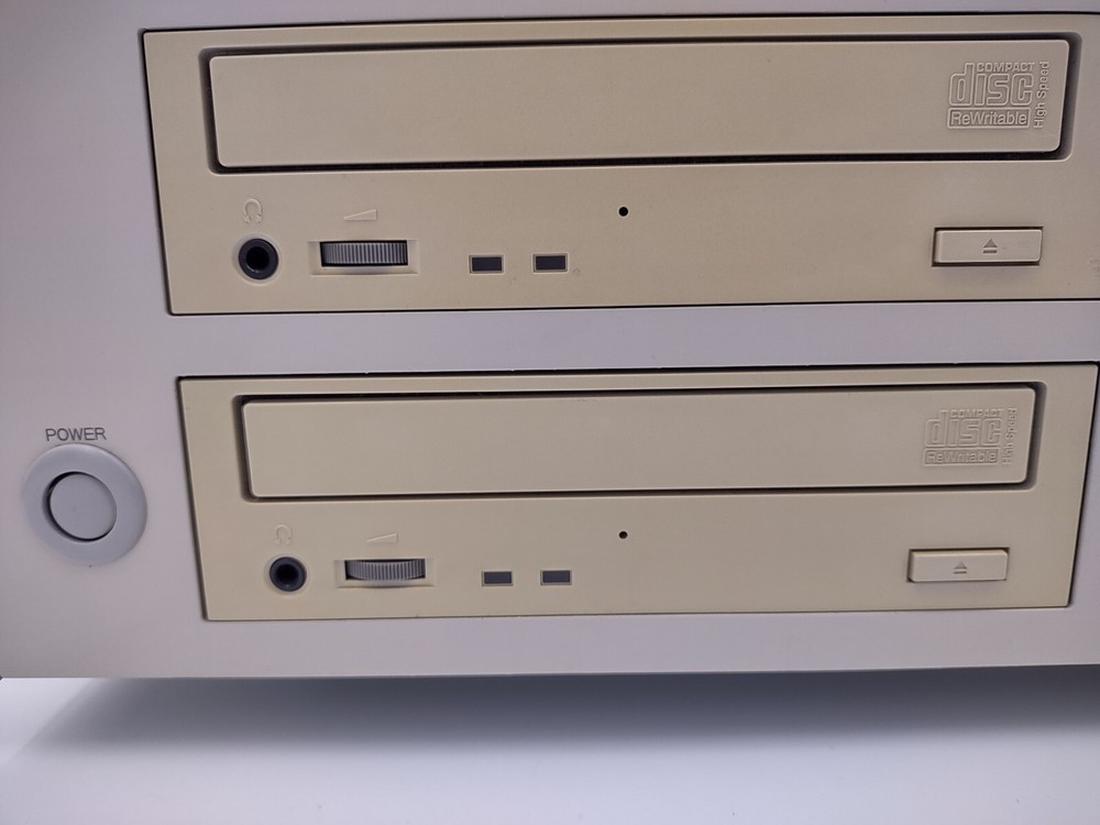 Microboards StartREC 400 High-Speed Standalone CD-R Duplicator Audio Editing