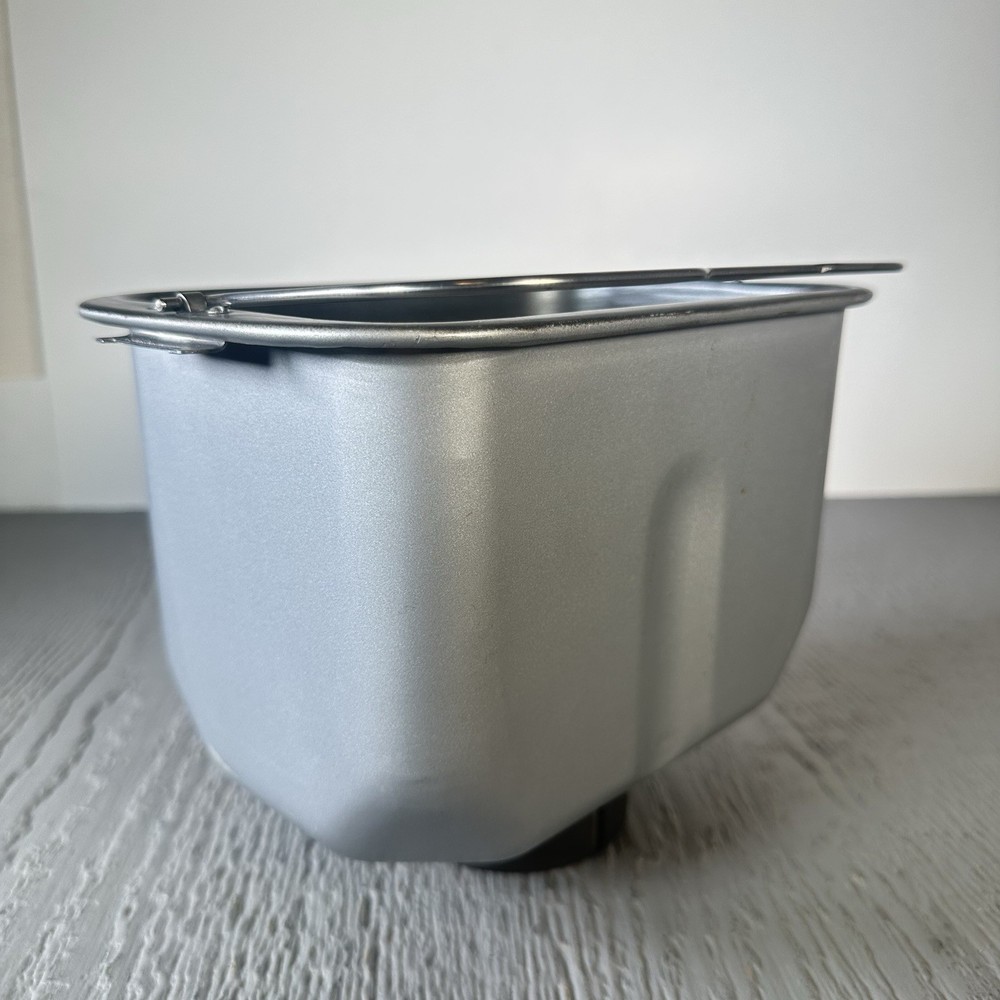 Replacement Pan For Breadman Model TR900S Bread Maker WITH PADDLE