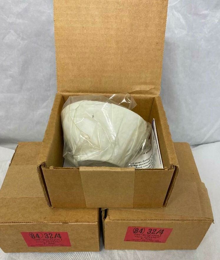 Oneida Silversmiths Paul Revere Reproduction 4 Inches Footed Bowl Silverplated.