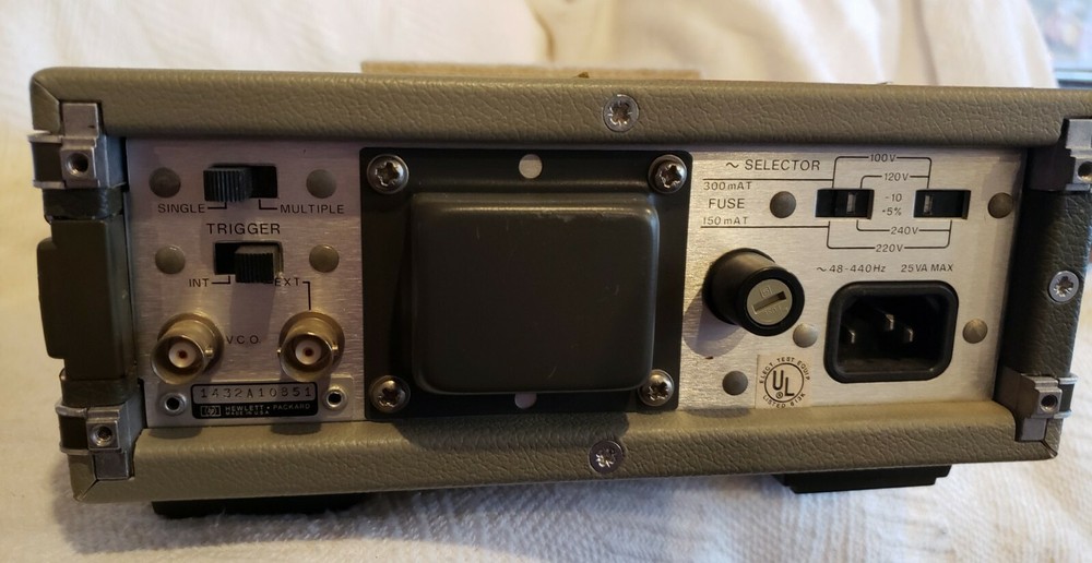 Hewlett Packard HP 3312A Function Generator 13 Mhz Dual Main & Modulation Unit