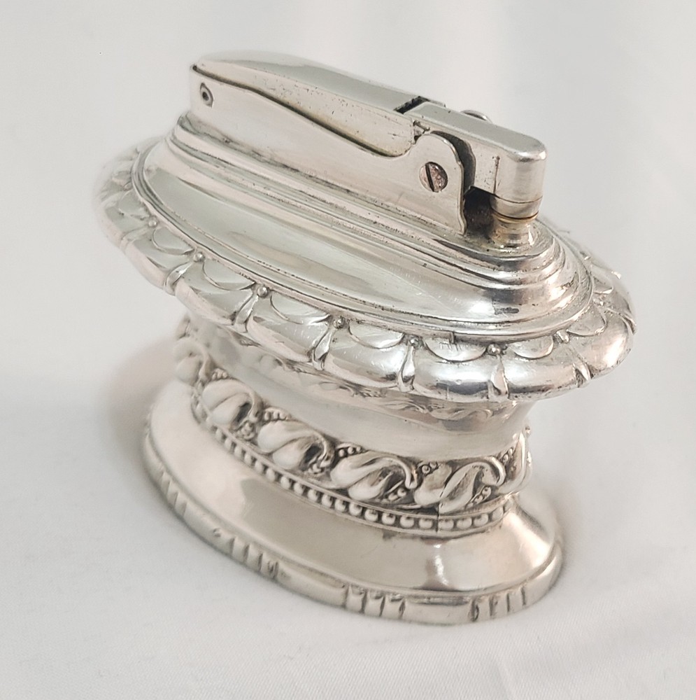 Vintage Silver Plate Ronson "WALDORF" Table Lighter Working Condition