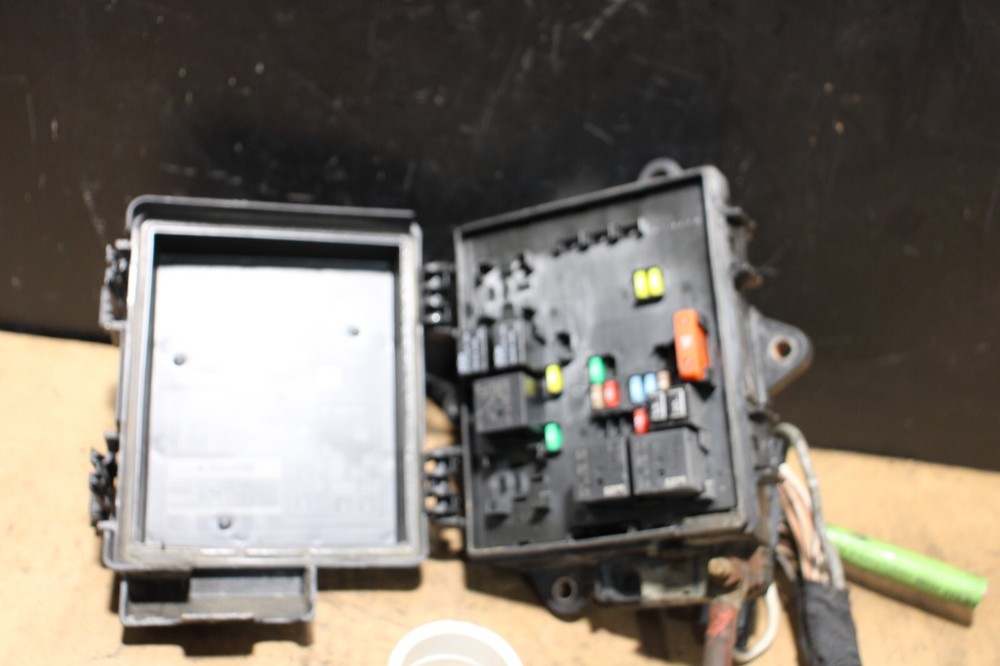 2016 Volvo VN/VNL Fuse Box