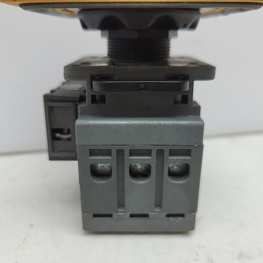 Bussmann CDNF16A3D Abb Selector Switch Lockable Disconnect Switch CDAUX Contact