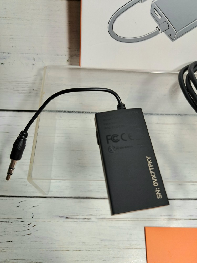 Portable Bluetooth Transmitter for TV Wireless Audio Adapter Connected to 3.5m