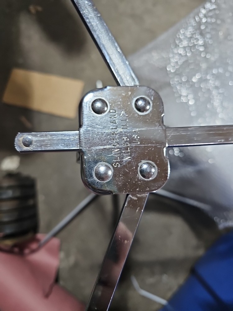 SLINGERLAND 802 Flush Flat Base SNARE DRUM STAND 60s