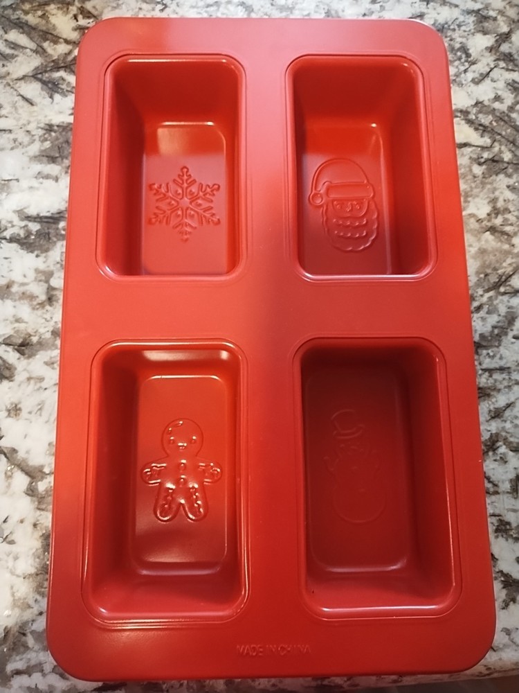 Christmas Mini Loaf Pan, Red, Used Once
