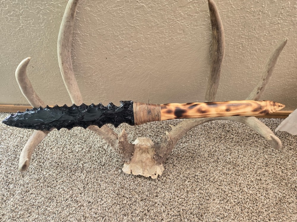 hand knapped obsidian blade