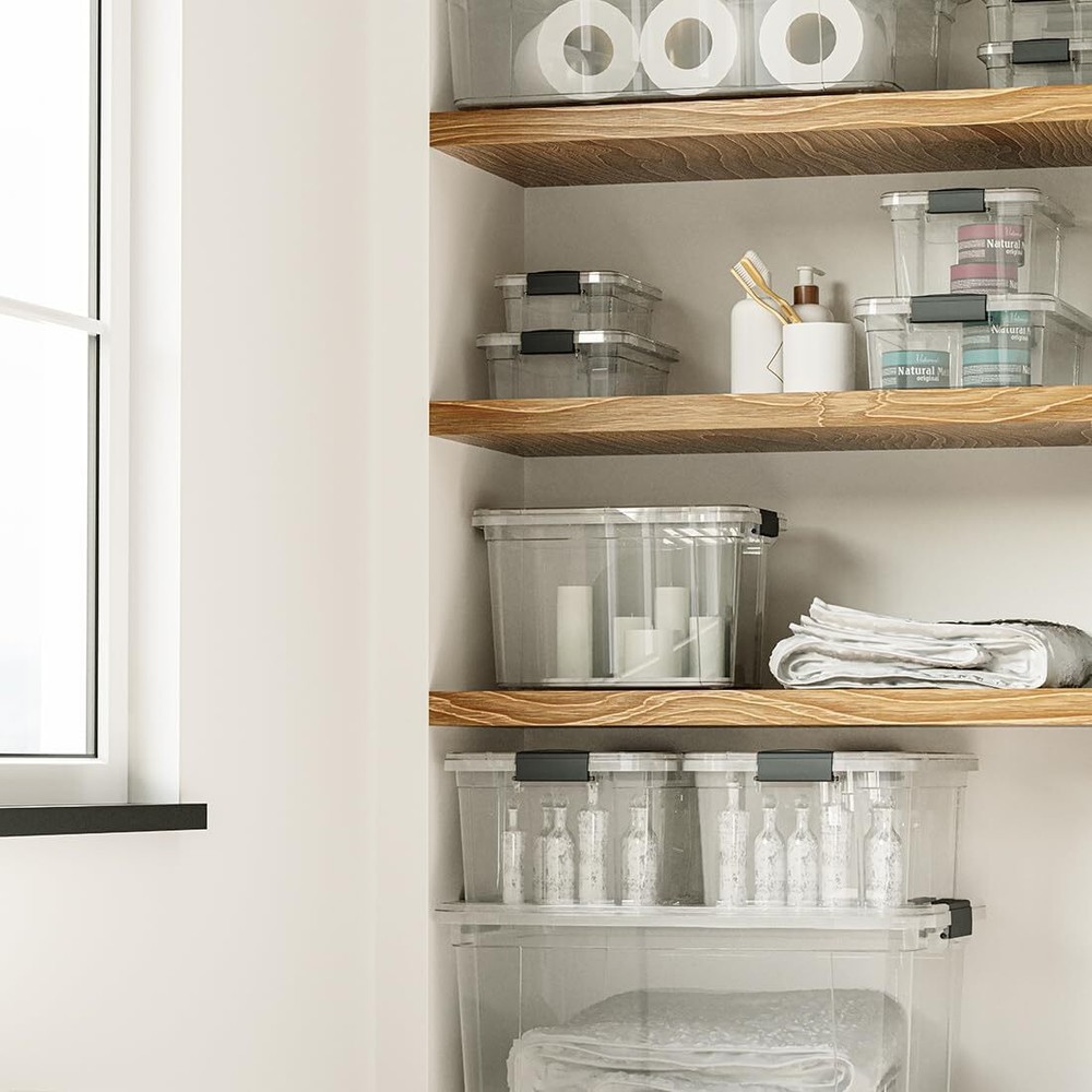 Superio Clear Storage Bins with Lids, 6 Pack- Plastic Storage Boxes - 7.4 Quart