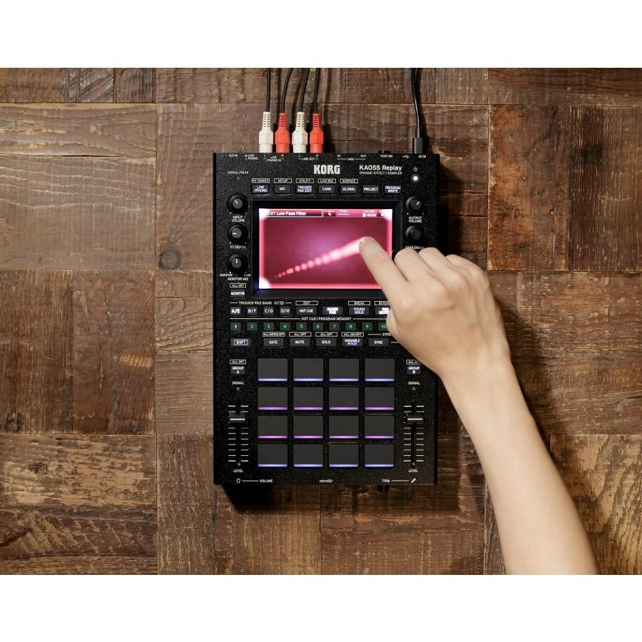 KORG KAOSS Replay Dynamic Effect / Sampler All-in-One DJ Performance