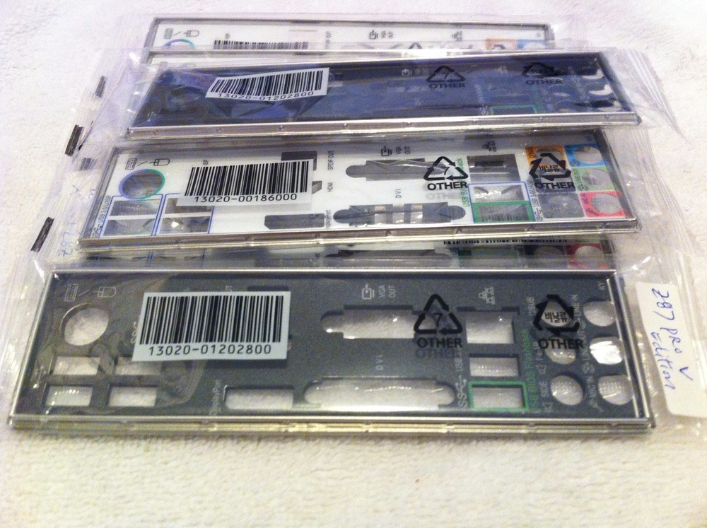 ASUS IO SHIELD FOR ASUS Z87 PRO V EDITION  ( USED )
