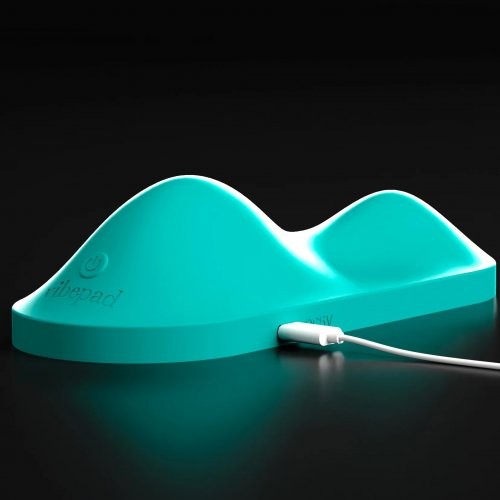 VibePad Intense Powerful Silicone Vibrating Grinder With Remote