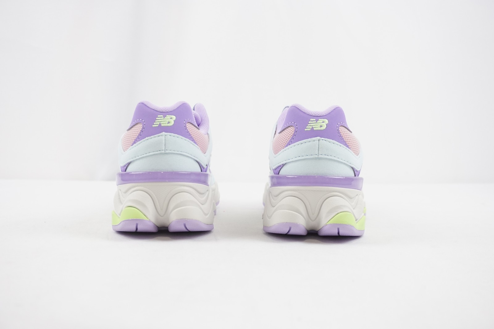 New Balance 9060 Y2K Inspired Sneaker In Purple Blue Kid's Size US 7 (GC9060KP)