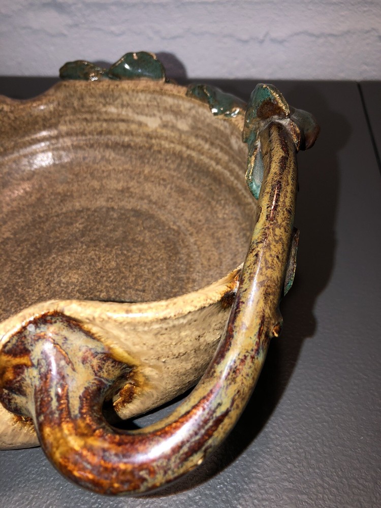 P Stephenson Pottery Pour Dish 7” No Chips Or Cracks