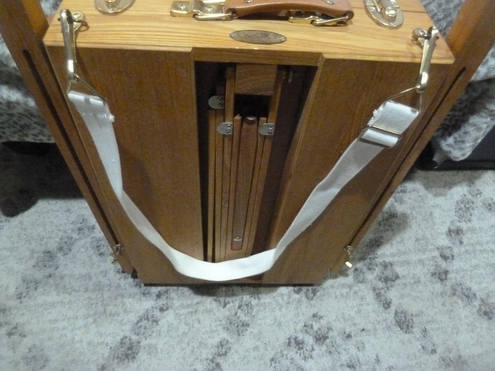 Jullian Escort French Art Easel Stand for Painting Canvas