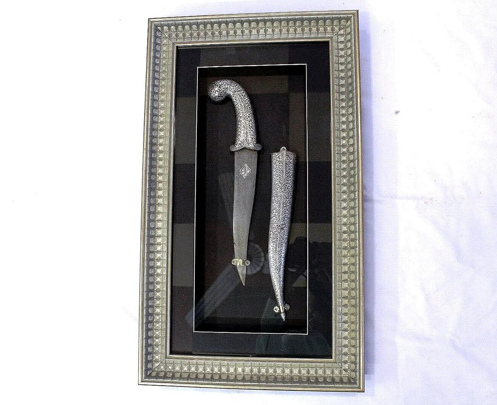 Dagger Framed Knife Frame Silver Display Koftgari Wall Glass Mounted Decor D950