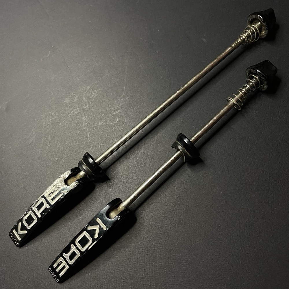 Kore Front 100mm / 135mm Quick Release Skewer Set